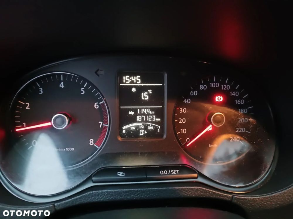 Volkswagen Polo 1.2 Comfortline - 8