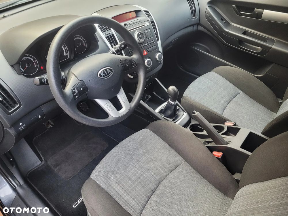 Kia ProCeed 1.6 CVVT Vision - 21