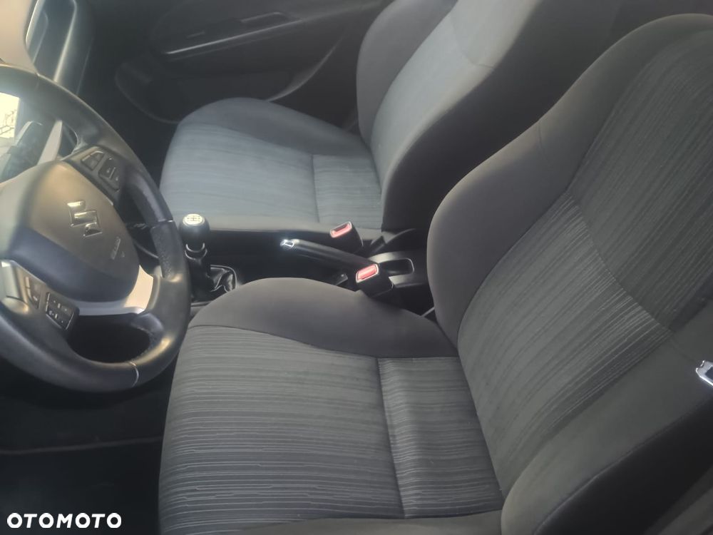 Suzuki Swift - 16