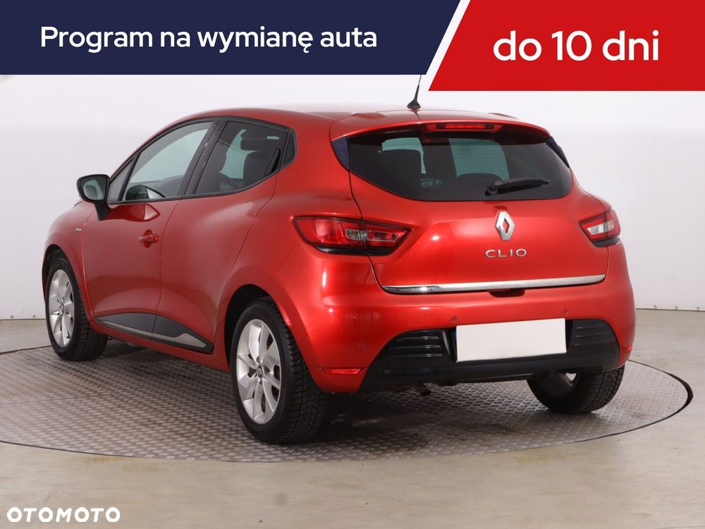 Renault Clio - 6