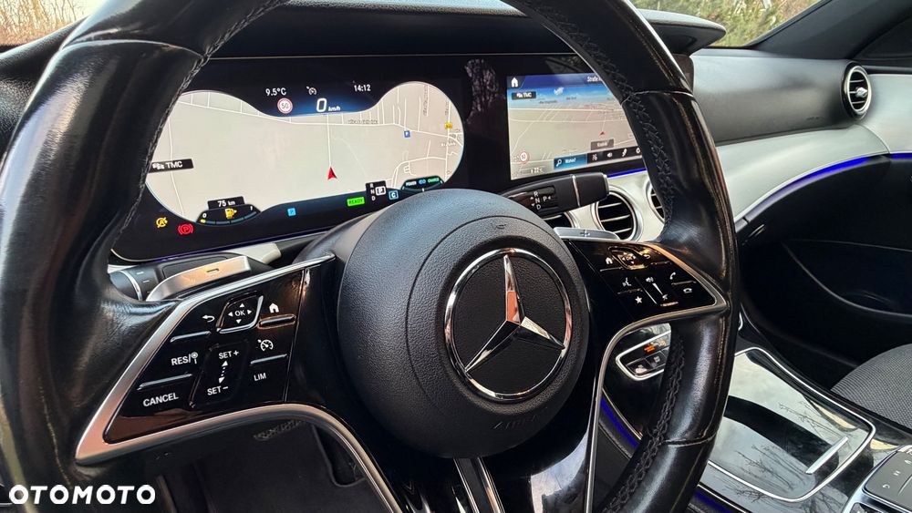 Mercedes-Benz Klasa E 220 d 9G-TRONIC - 28
