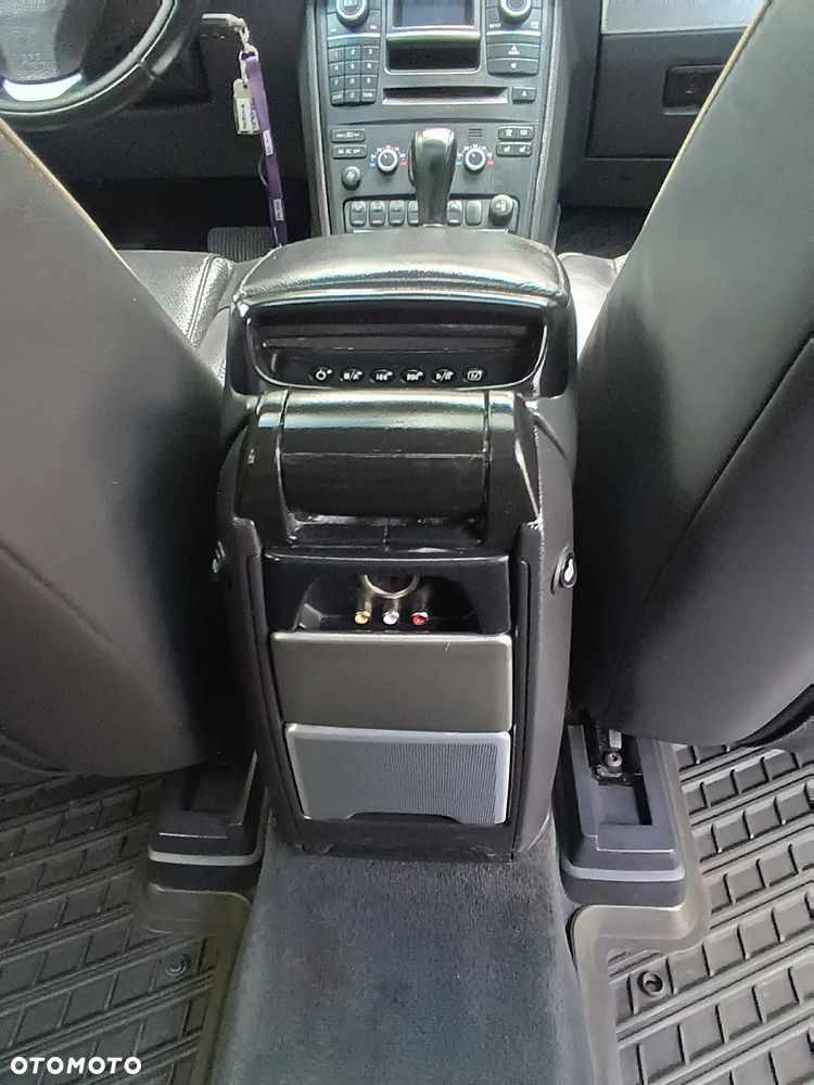 Volvo XC 90 V8 Executive - 24