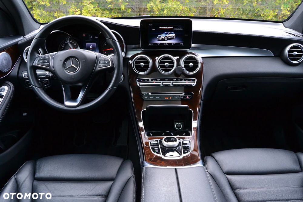 Mercedes-Benz GLC 300 4Matic 9G-TRONIC Exclusive - 4