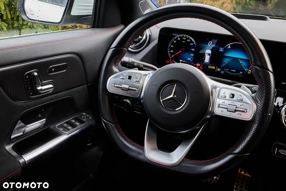 Mercedes-Benz EQA 250 66.5kWh AMG Line - 10