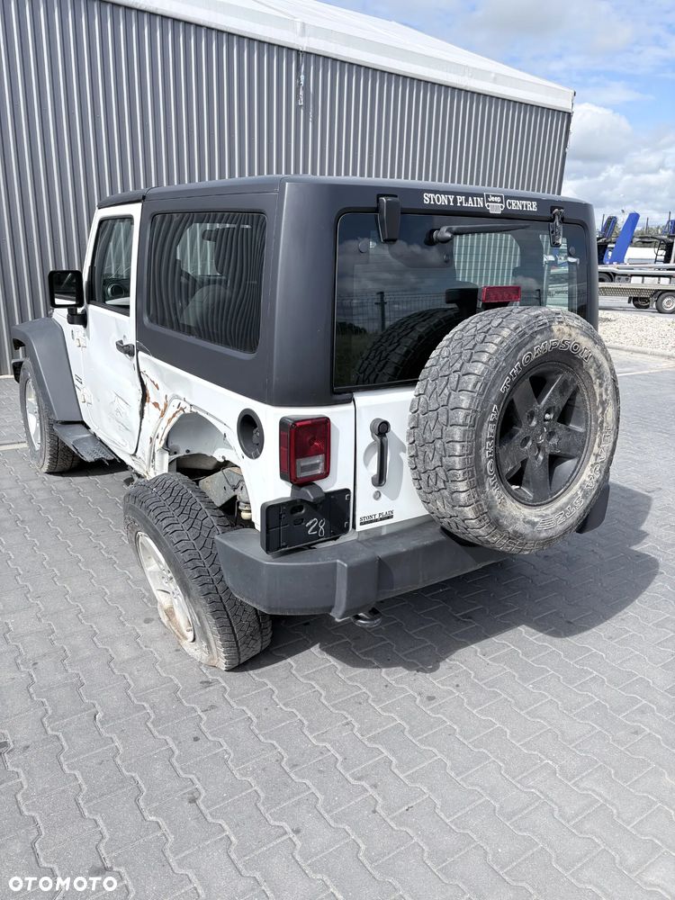Jeep Wrangler - 3