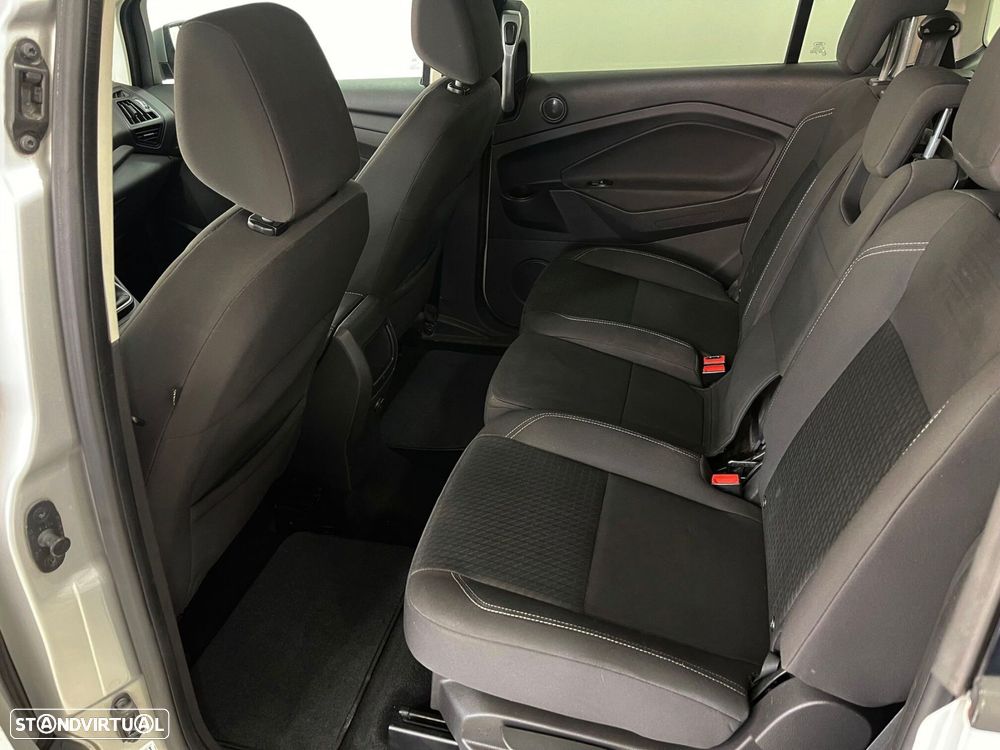 Ford Grand C-Max 1.0 EcoBoost S&S Ambiente - 3
