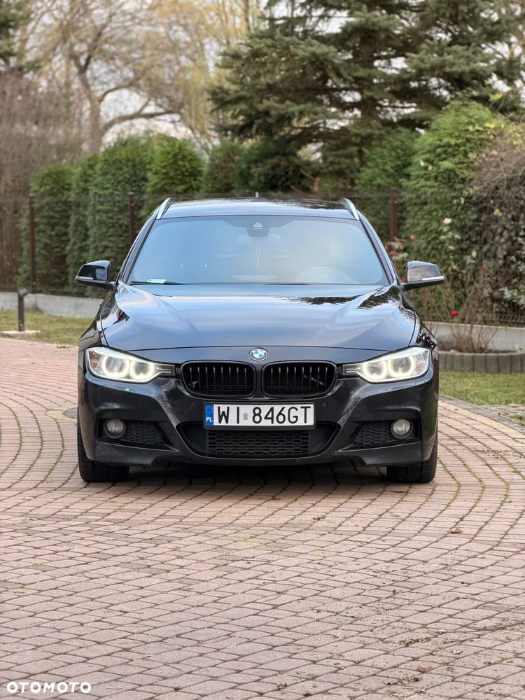 BMW Seria 3 330d Touring xDrive M Sport - 8