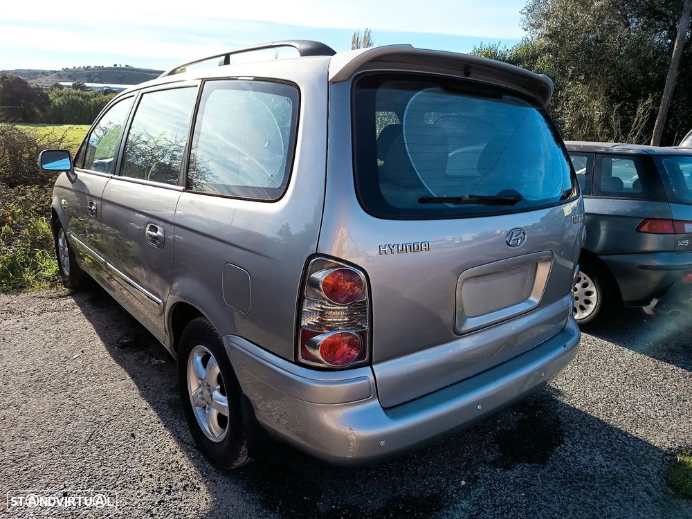 Hyundai Trajet 2.0 CRDi GLS - 3