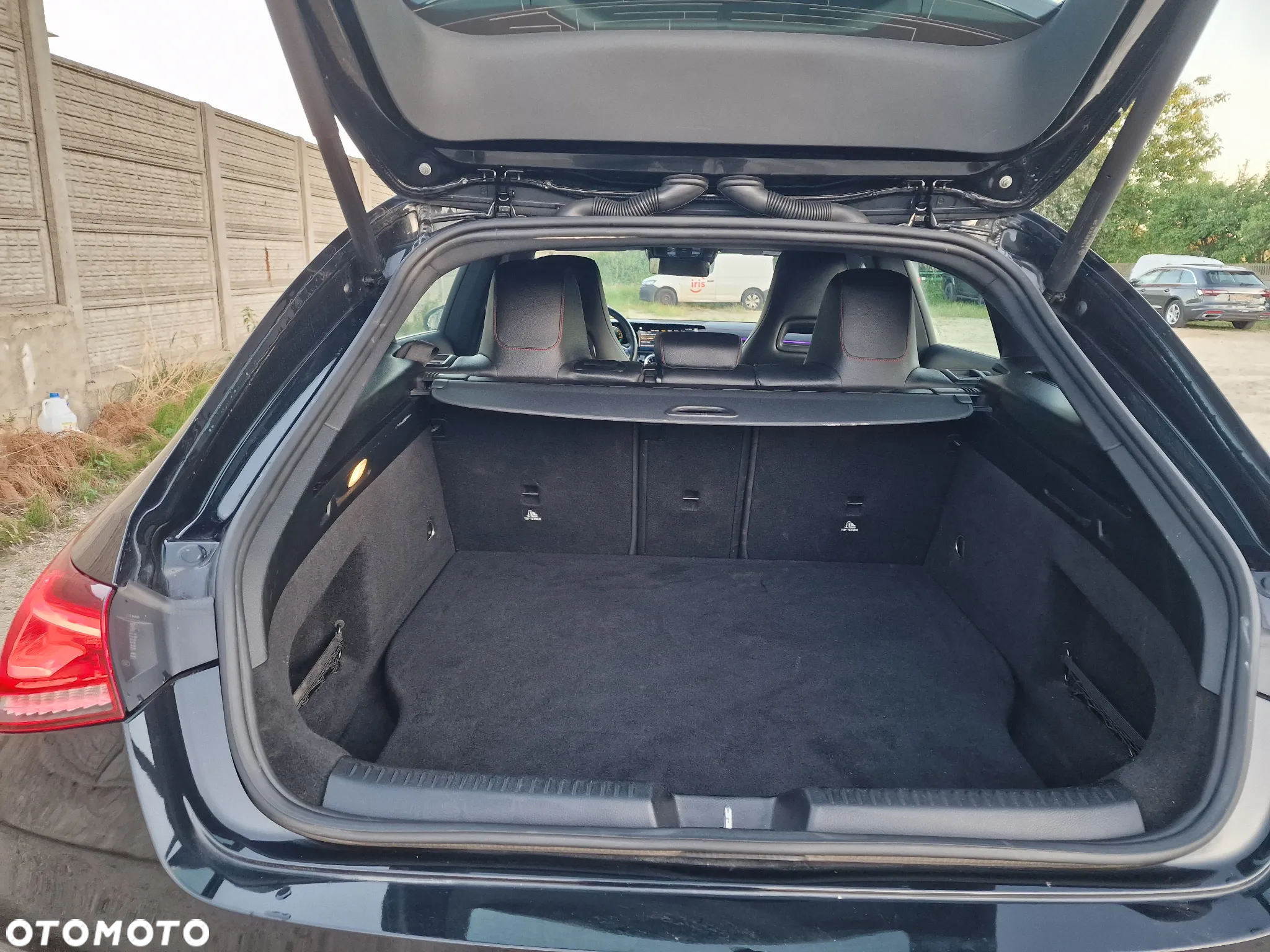 Mercedes-Benz CLA 250 e Shooting Brake 8G-DCT AMG Line - 19