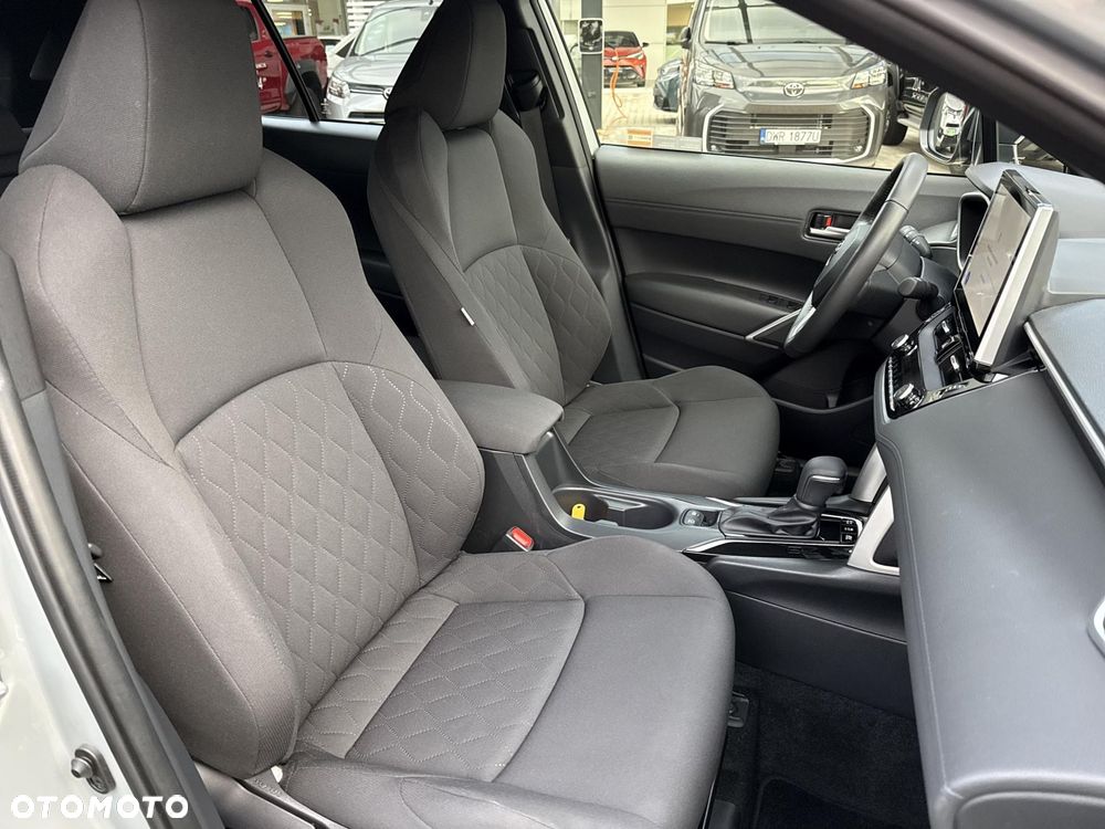 Toyota Corolla Cross - 9