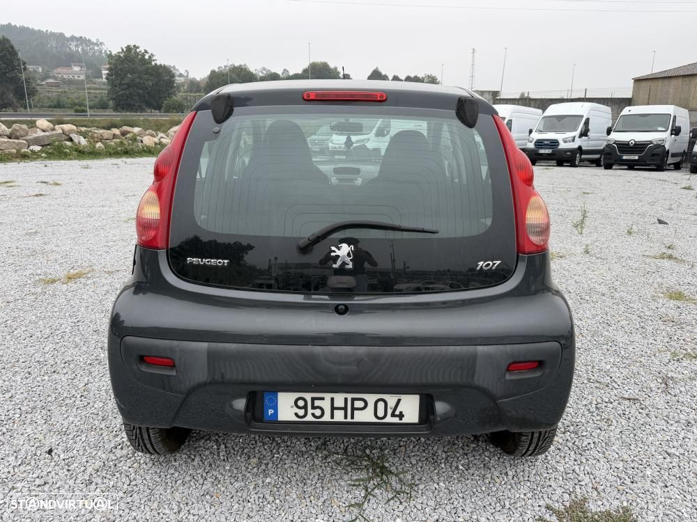Peugeot 107 1.0 Sportium — fotografia 5