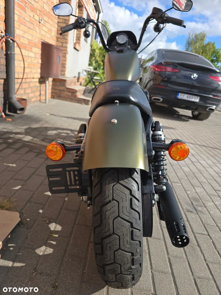 Harley-Davidson Sportster Iron 1200 - 11