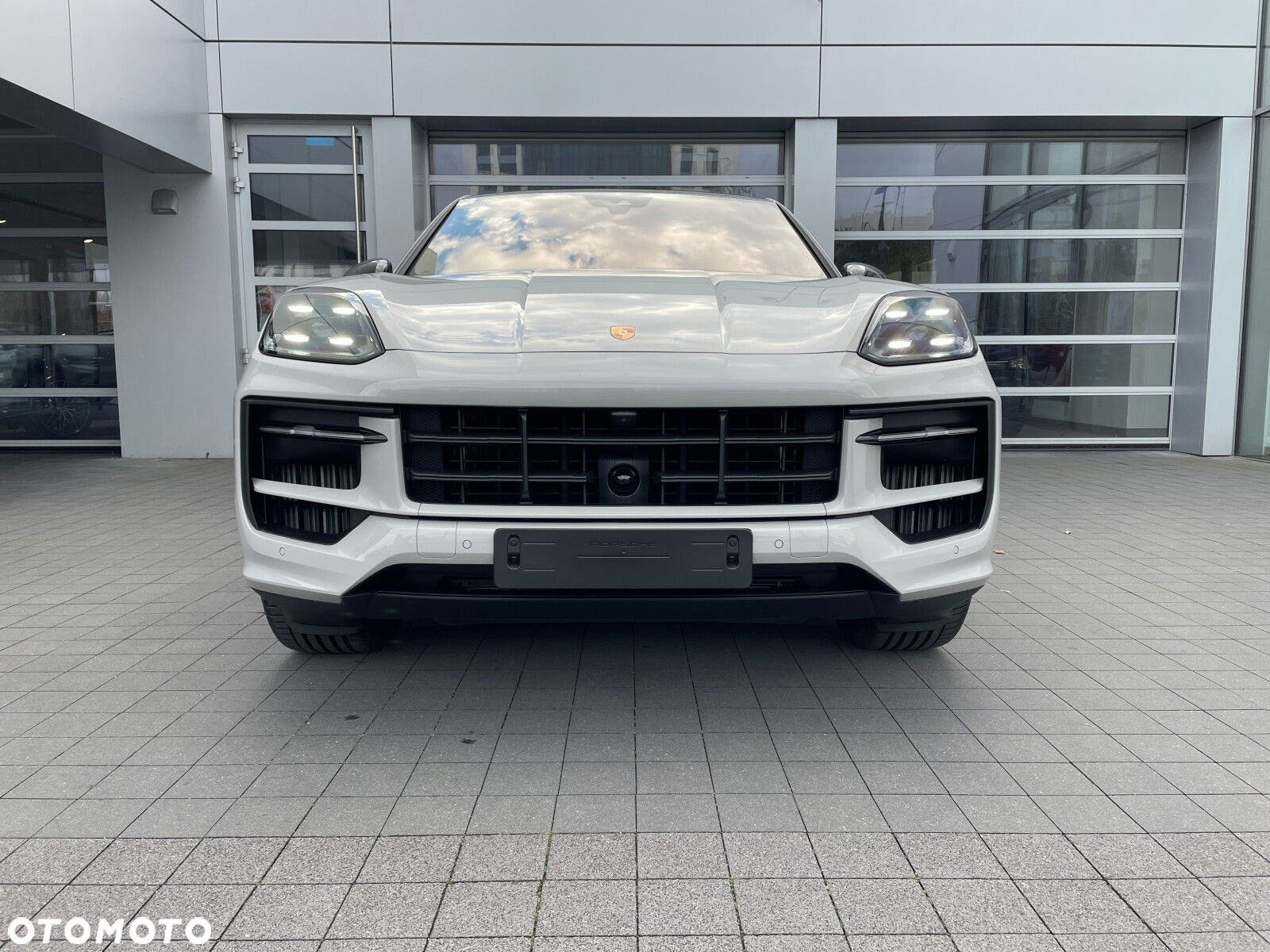Porsche Cayenne Coupe S - 2