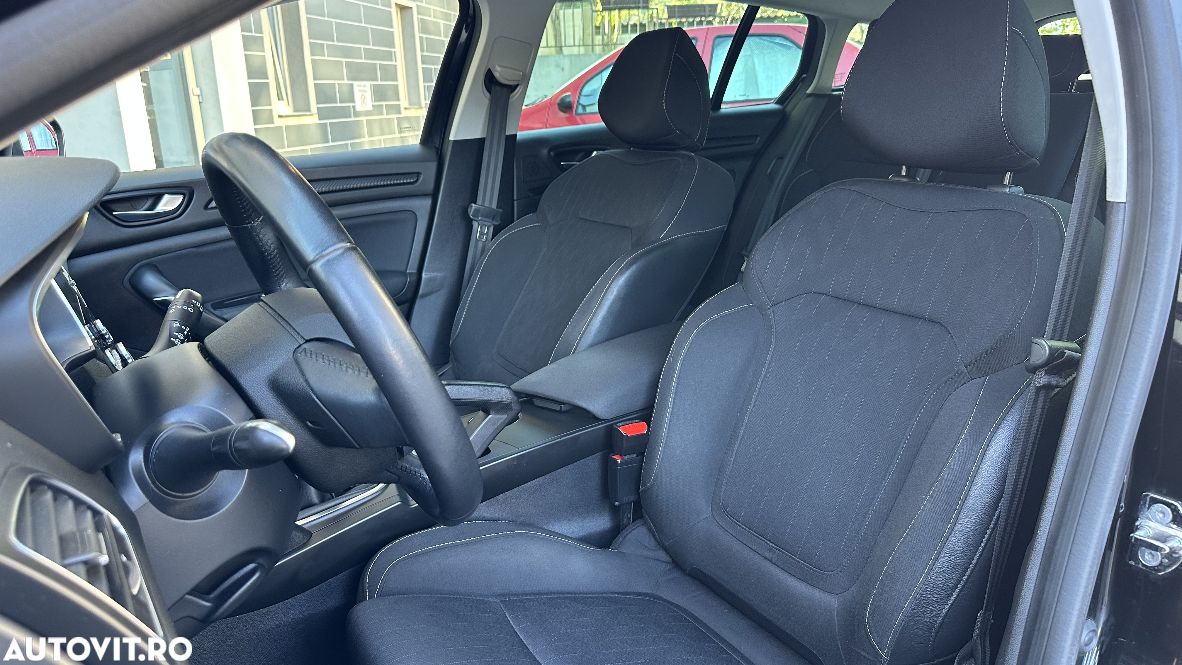 Renault Megane BLUE dCi 115 LIMITED - 11