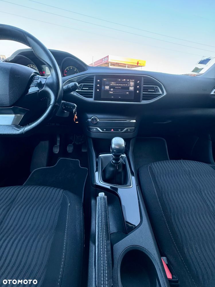 Peugeot 308 - 19