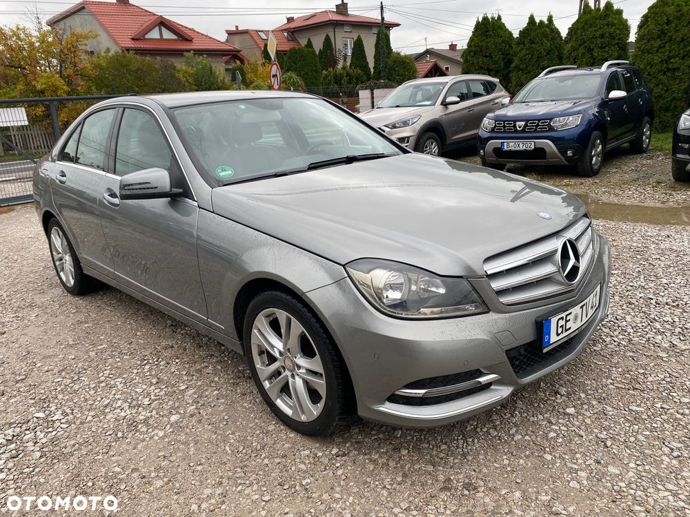 Mercedes-Benz Klasa C 180 (BlueEFFICIENCY) Avantgarde - 8