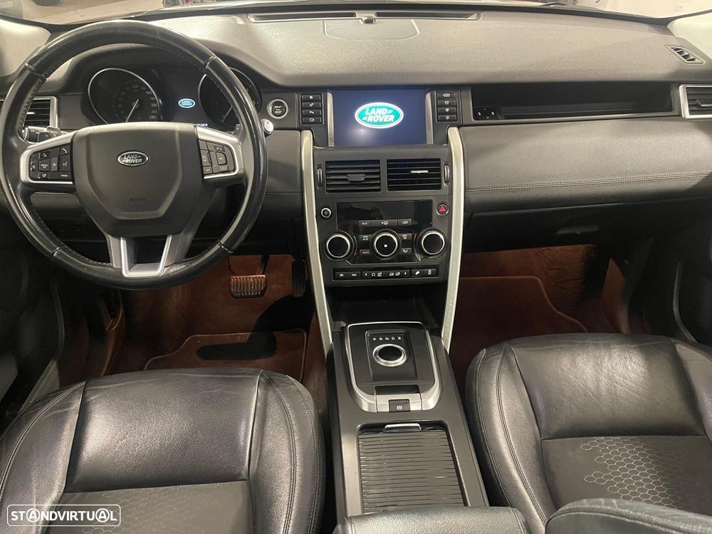 Land Rover Discovery Sport 2.0 TD4 HSE Luxury 7L Auto - 31