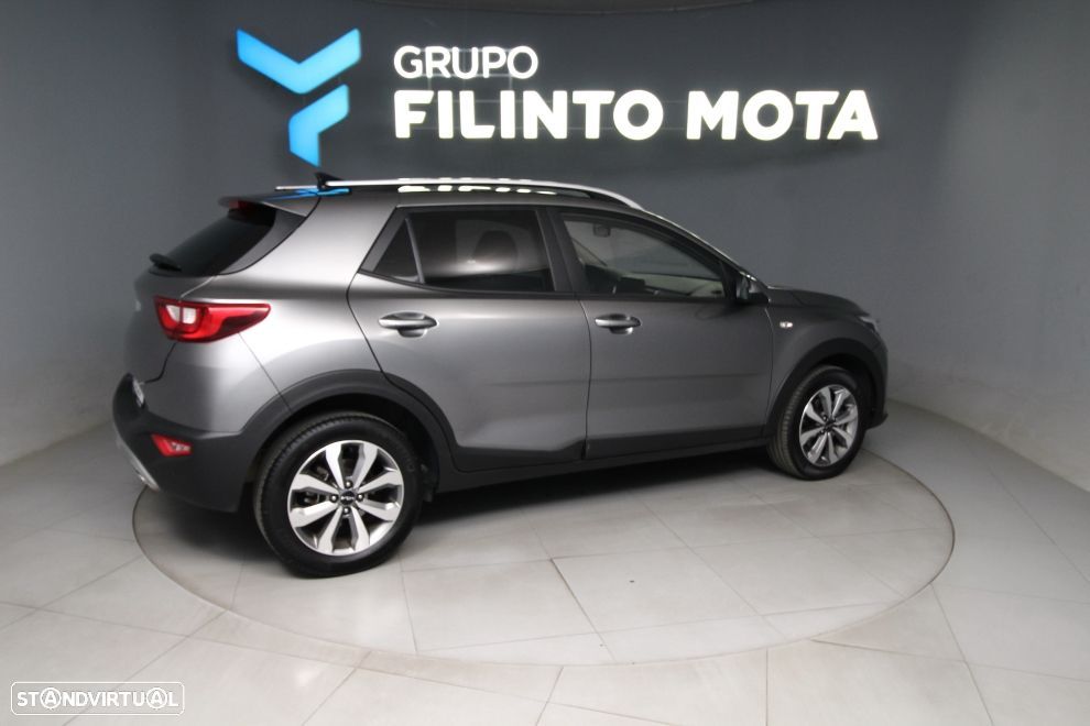 Kia Stonic - 2