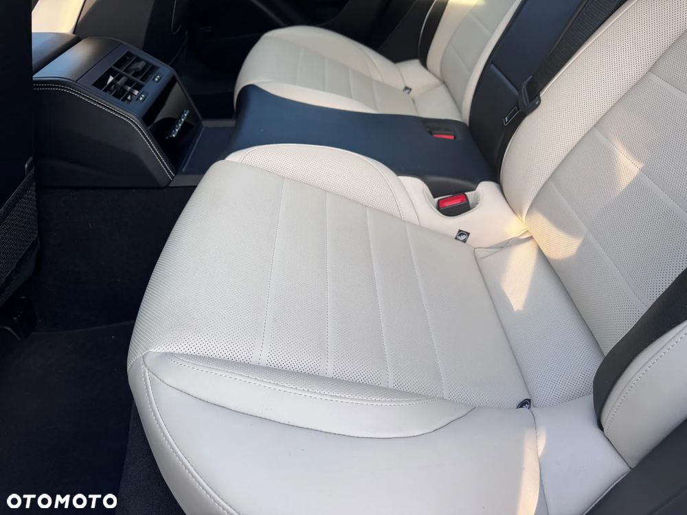 Porsche Panamera - 12