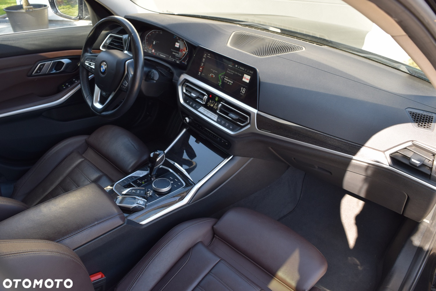 BMW Seria 3 320d xDrive Luxury Line sport - 12