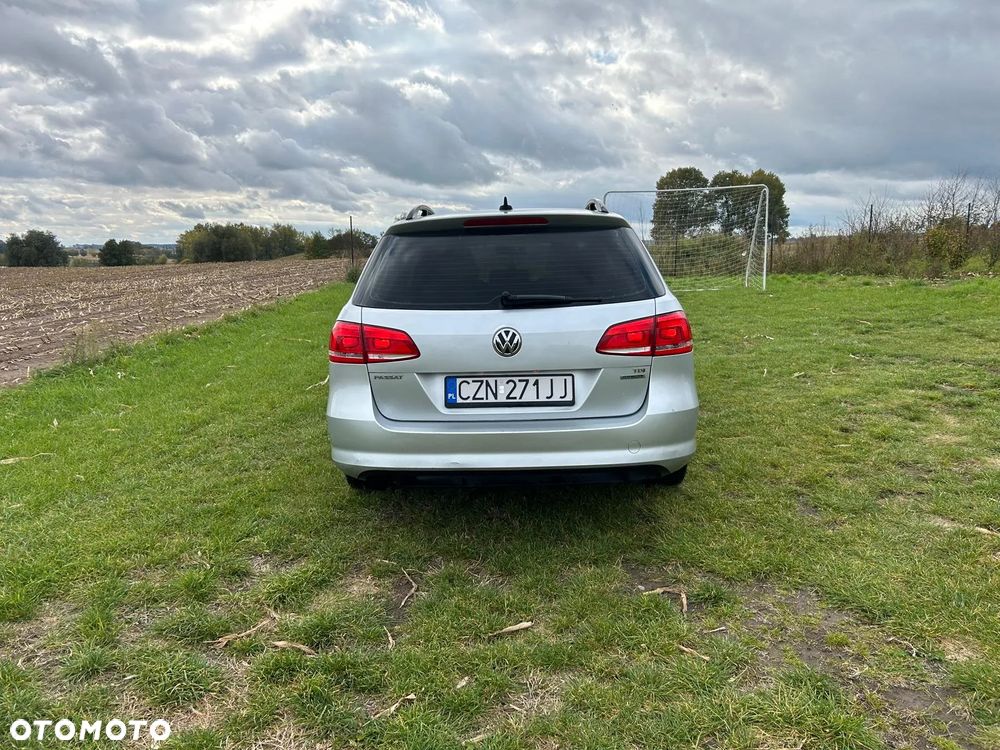 Volkswagen Passat - 5