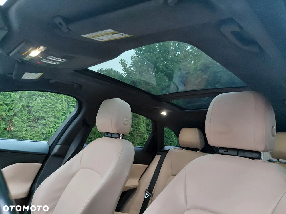 Jaguar F-Pace 2.0 i4P AWD Prestige - 12