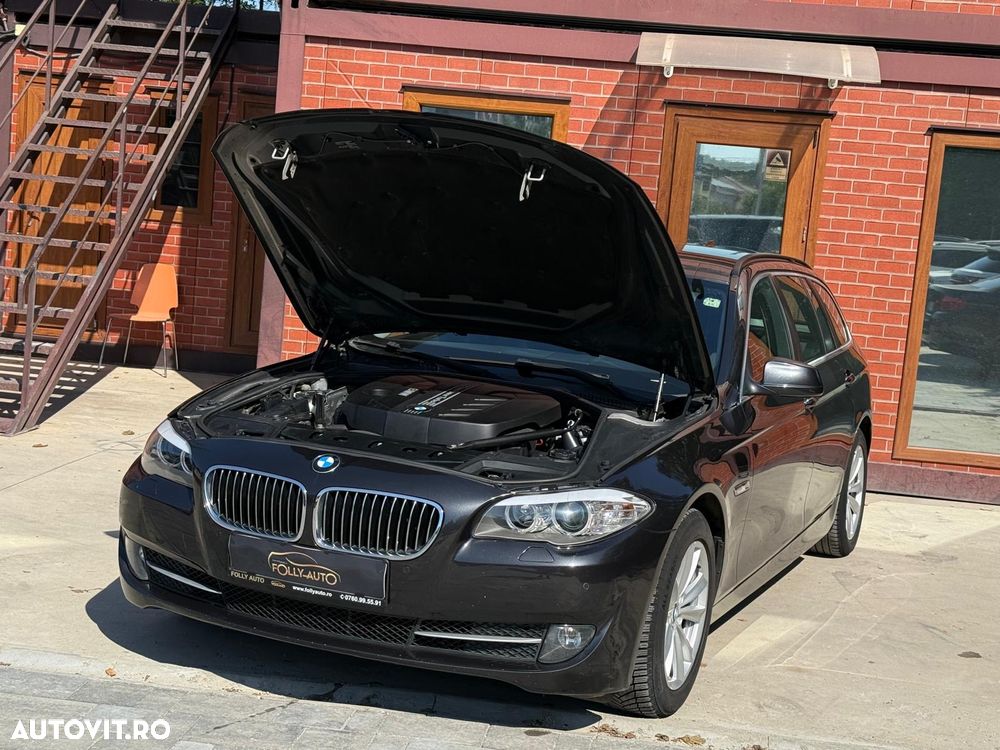BMW Seria 5 520d - 34