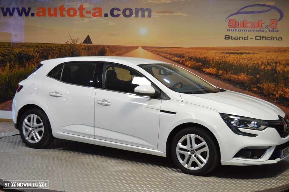 Renault Mégane - 5