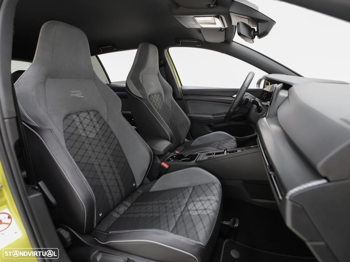 VW Golf Variant 2.0 TDi R-Line DSG - 10