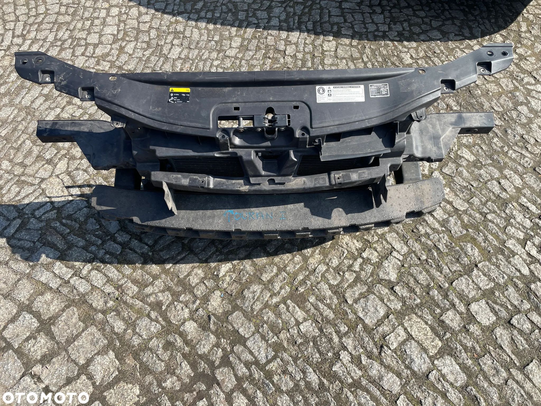 PAS PRZEDNI WZMOCNIENIE CHŁODNICE VW TOURAN I CADDY III 1.9 TDI - 1