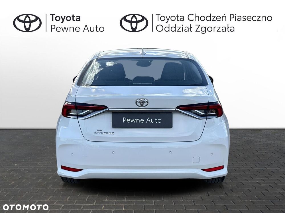 Toyota Corolla - 5