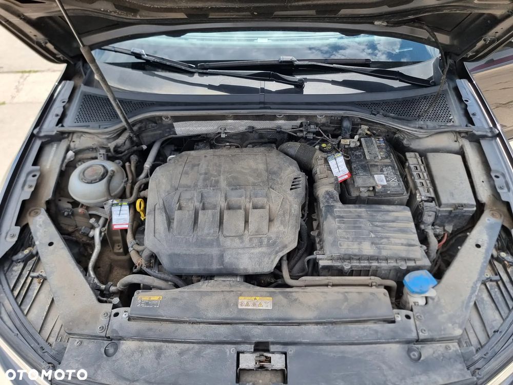 Volkswagen Passat 2.0 TSI Business DSG - 30