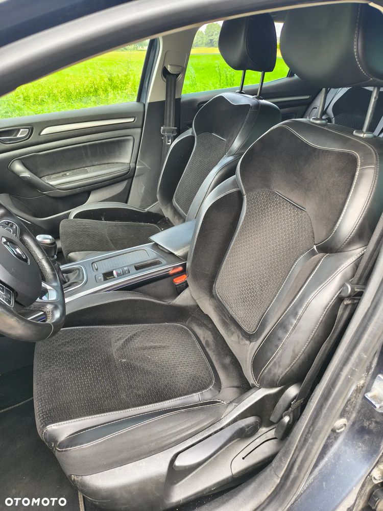Renault Megane ENERGY dCi 130 BOSE EDITION - 12