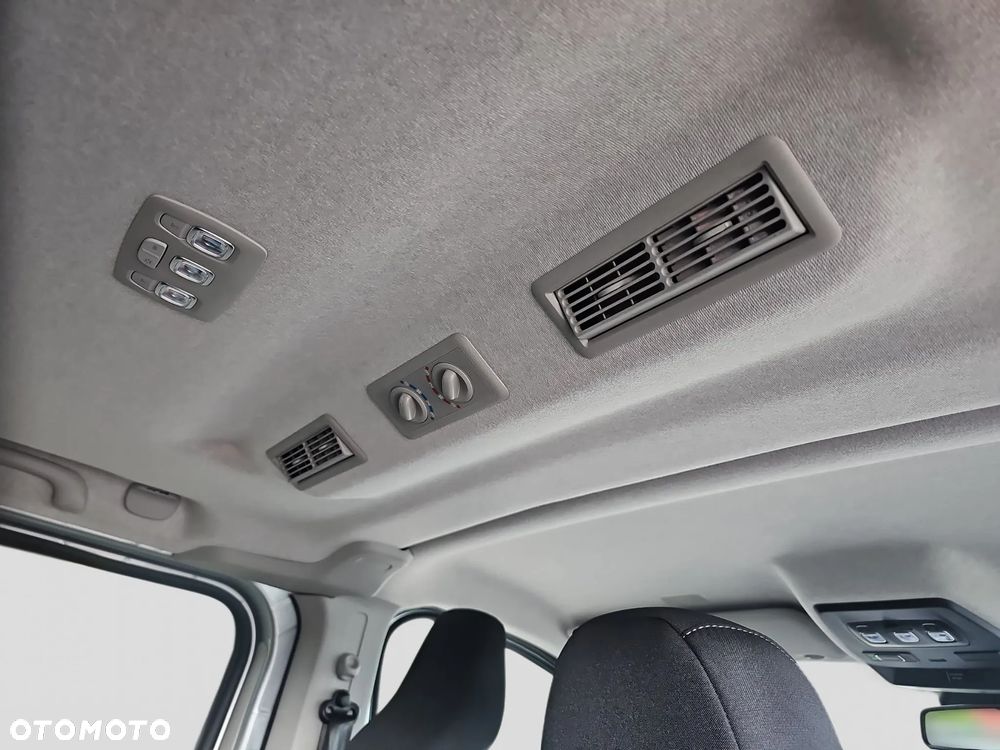 Renault Trafic - 13