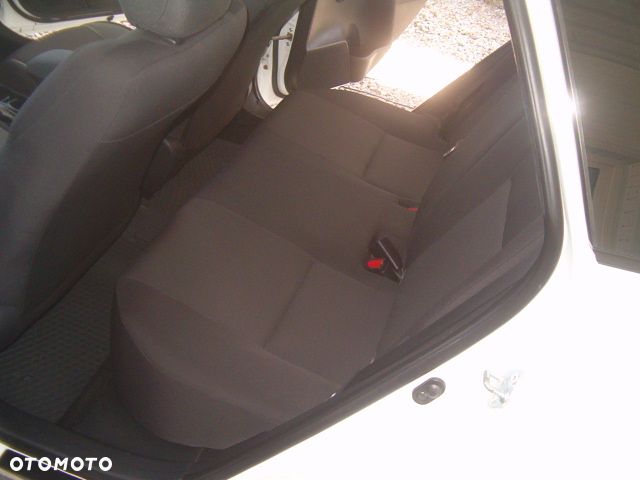Toyota Auris - 14