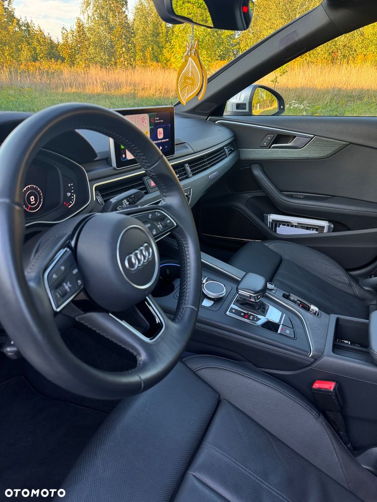 Audi A4 Limousine - 13