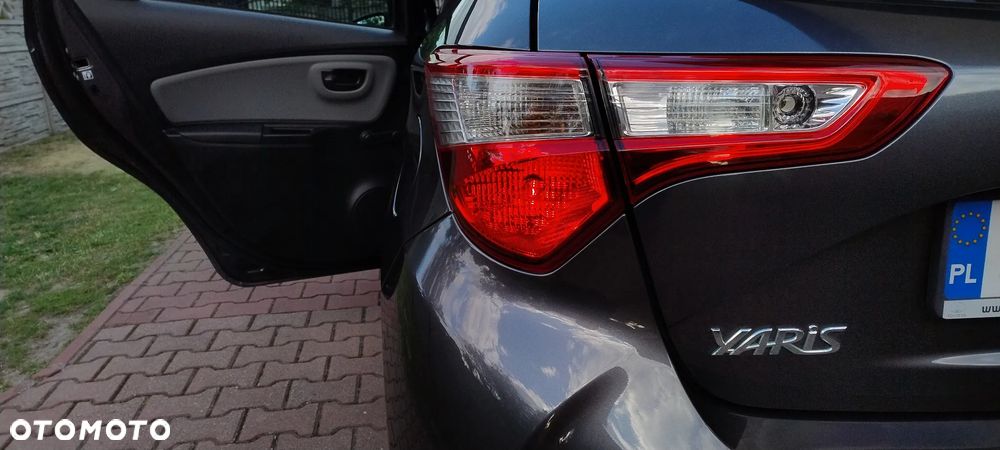 Toyota Yaris 1.0 Active EU6 - 14