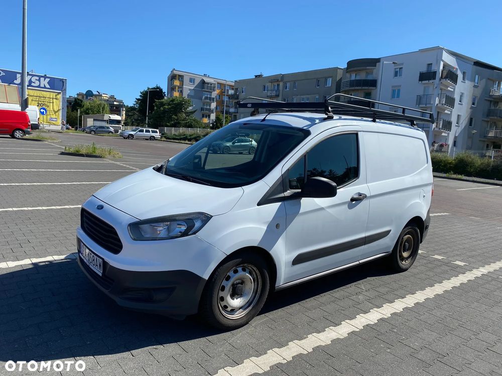 Ford Transit Courier - 2