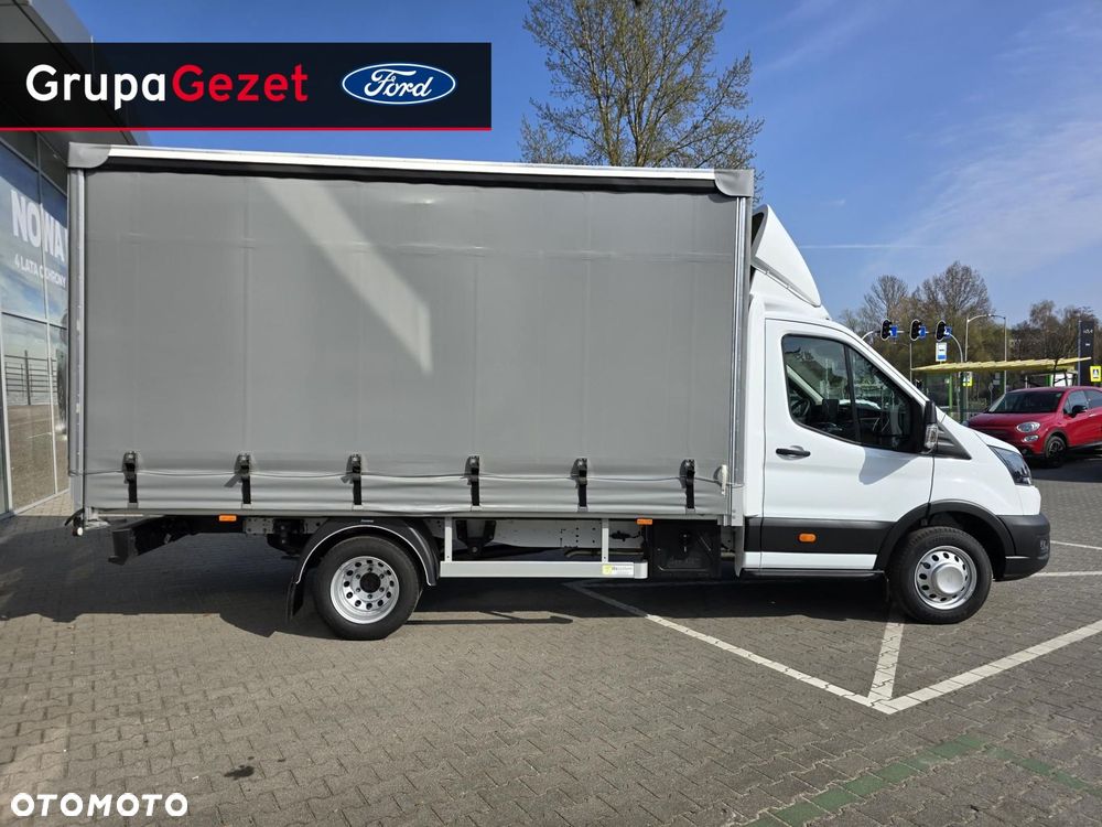 Ford Transit - 4
