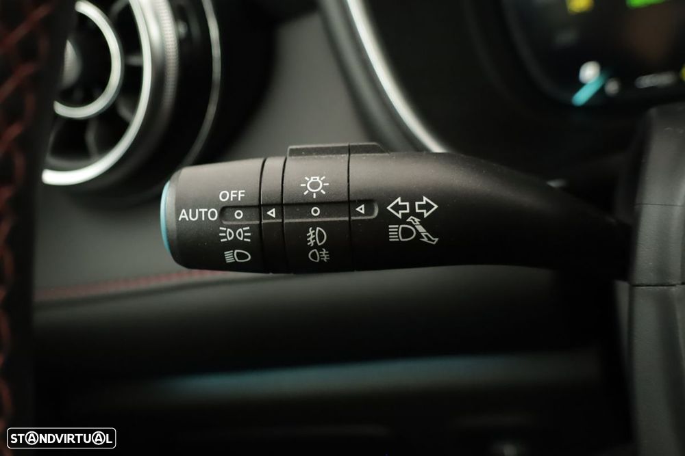 MG EHS 1.5 T-GDI Plug-in Hybrid Luxury - 19