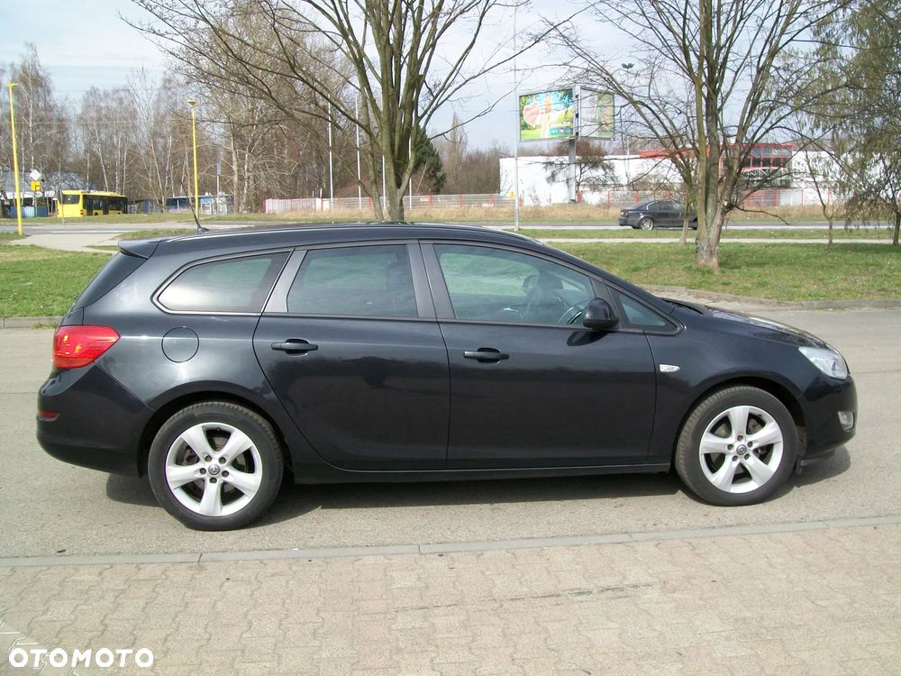 Opel Astra - 10