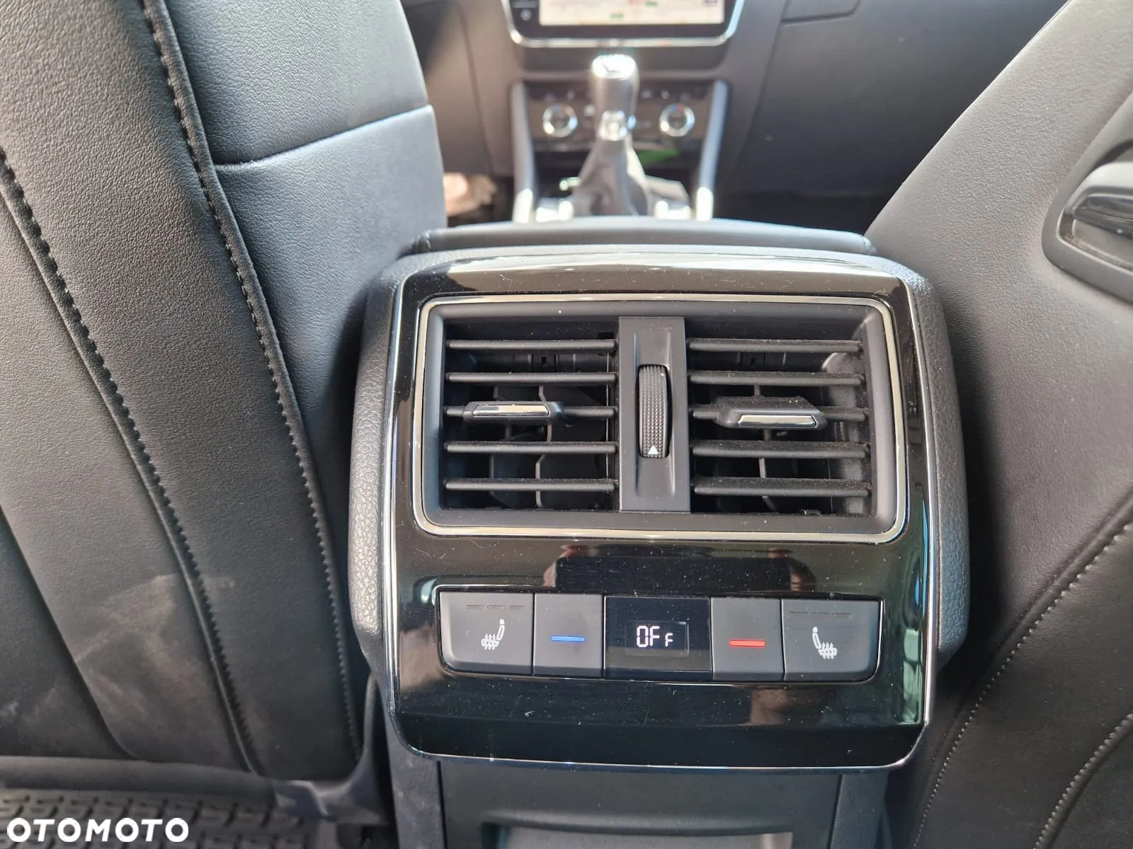 Skoda Superb 1.5 TSI ACT L&K - 18