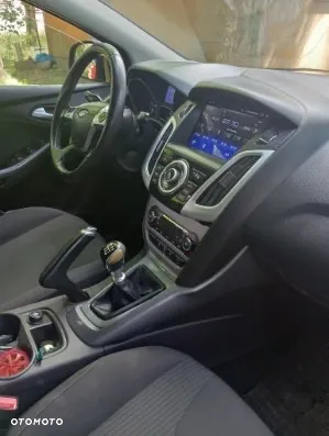 Ford Focus - 8