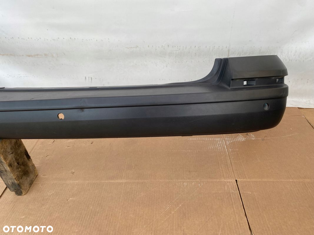 VW Transporter T6 15-zderzak tylny tył PDC SATINSCHWARZ wers. z KLAPĄ ORYG. - 2