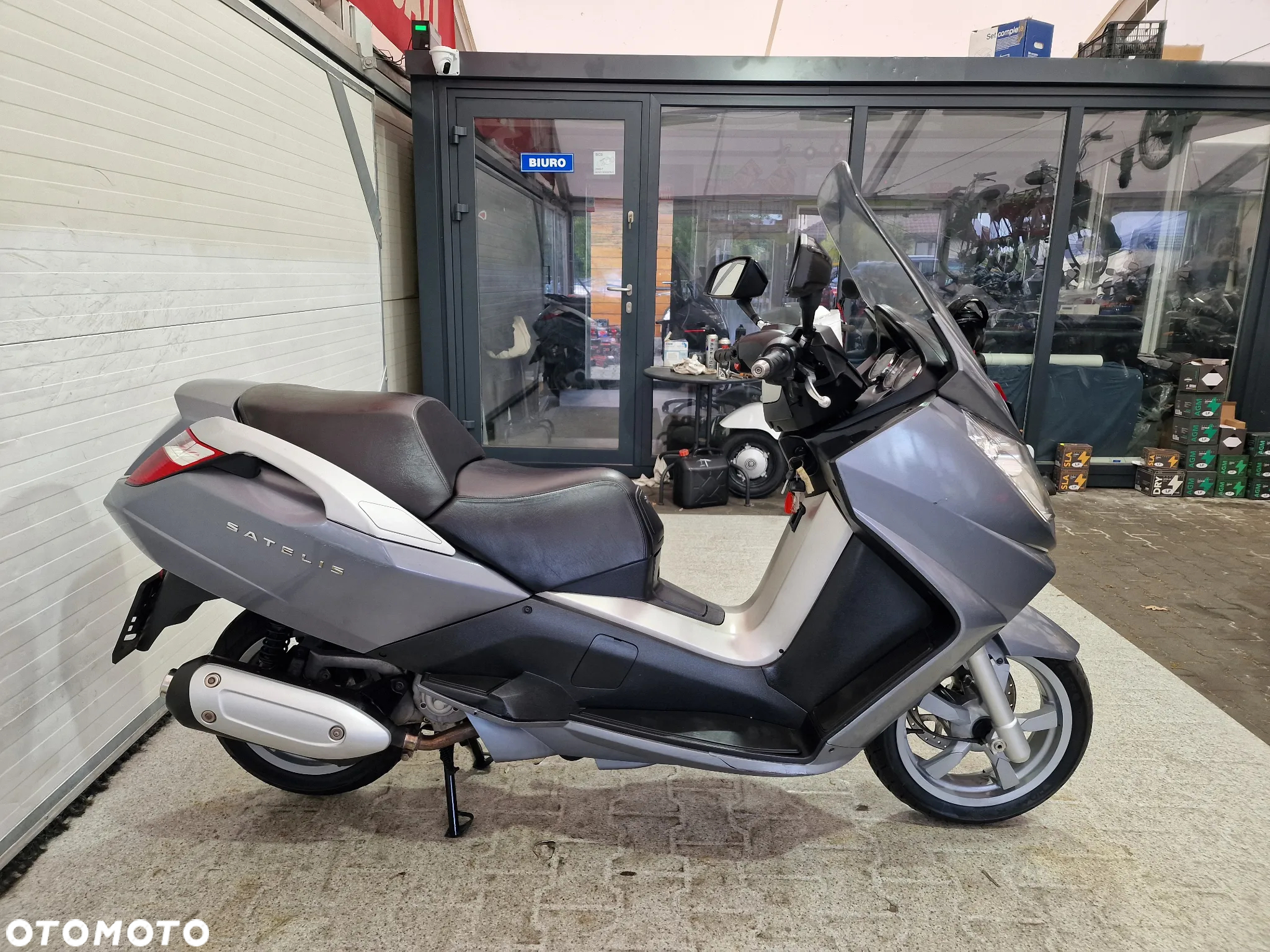 Peugeot Satelis - 13