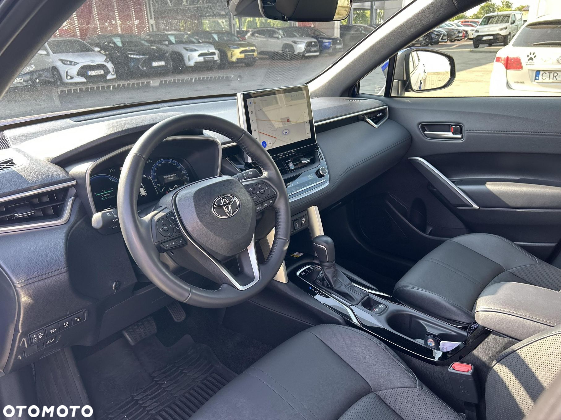 Toyota Corolla Cross - 11