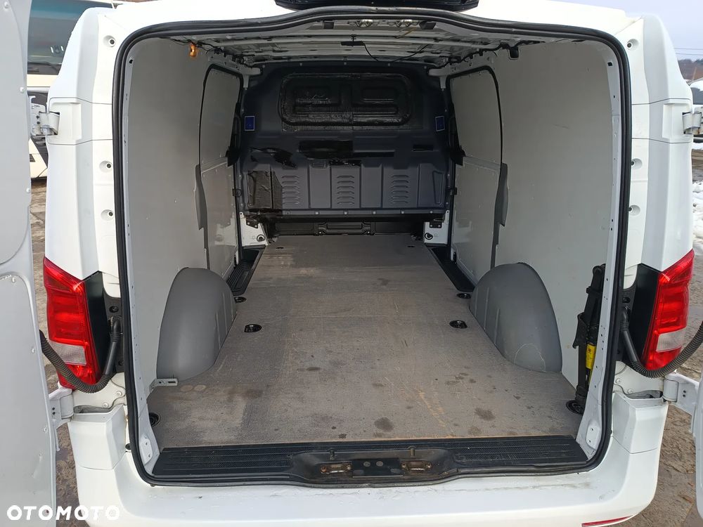 Mercedes-Benz VITO 1.6 diesel 111 CDI, WERSJA LONG L2H1! PRZEBIEG TYLKO 154000!! BOGATE WYPOSAŻENIE, STAN SUPER, 2015 rok, BEZ WKŁADU FINANSOWEGO! - 6