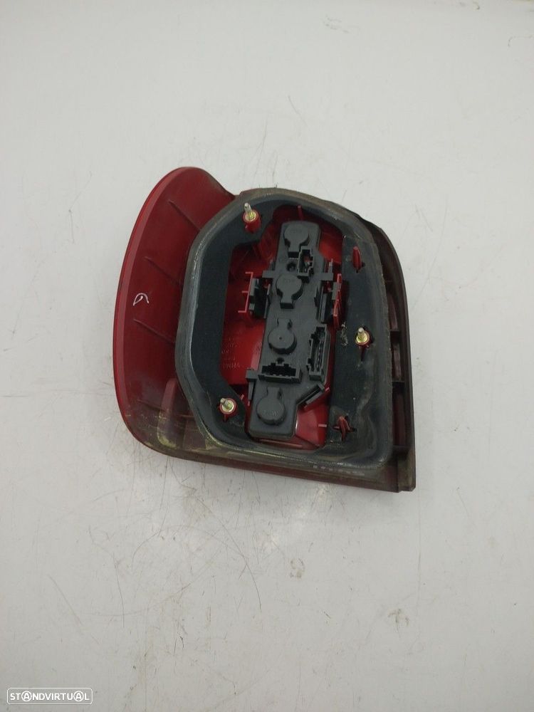Farolim Stop Dto Volkswagen Polo (6N2) - 5