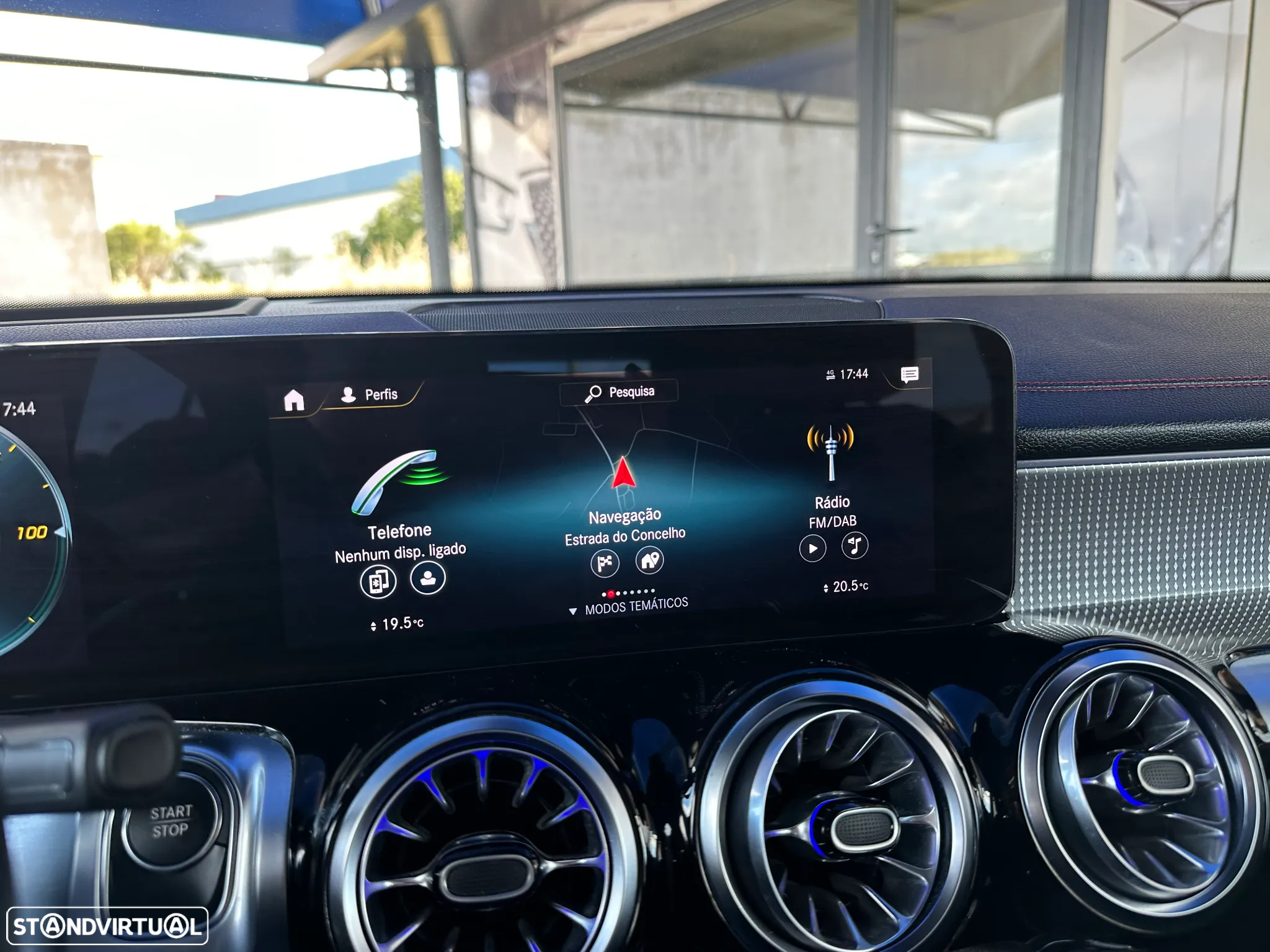 Mercedes-Benz EQB 250+ AMG Line - 29