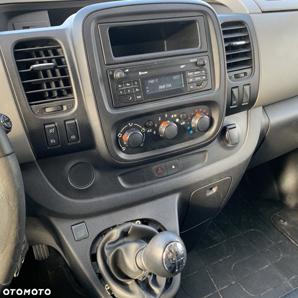 Renault Trafic - 30